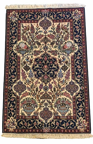 Isfahan trama seta